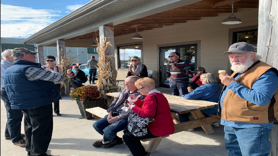 Great Pine Ridge rest stop on of on many day tours