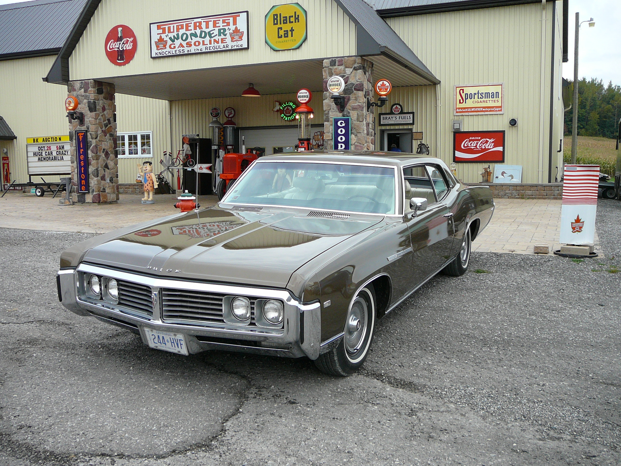 Wayne parked outside tour stop