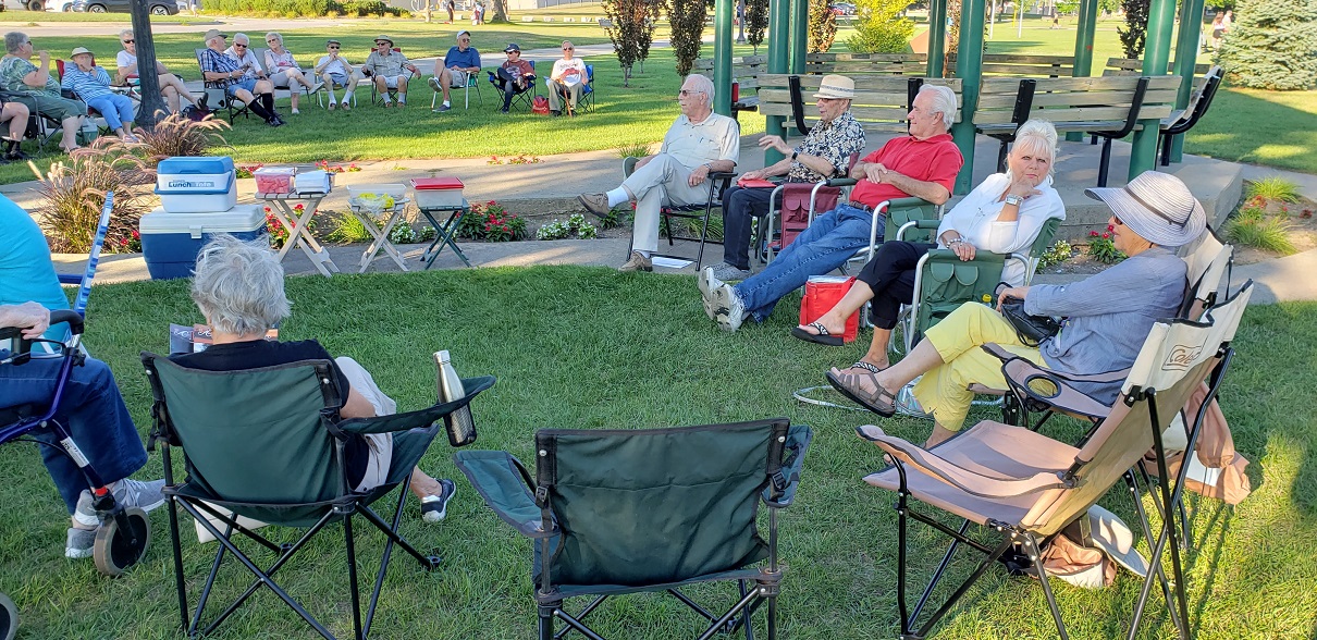 Chemical valley classic car club enjoying a BBQ outing